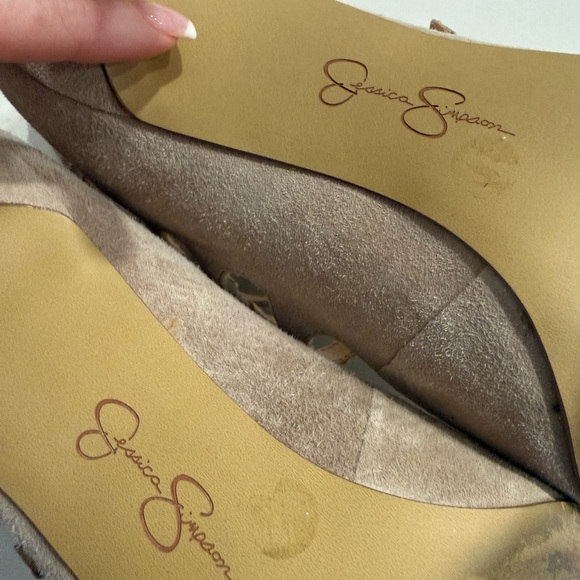 💋 Jessica Simpson Beige Strappy Heels (B002) - Picture 9 of 11